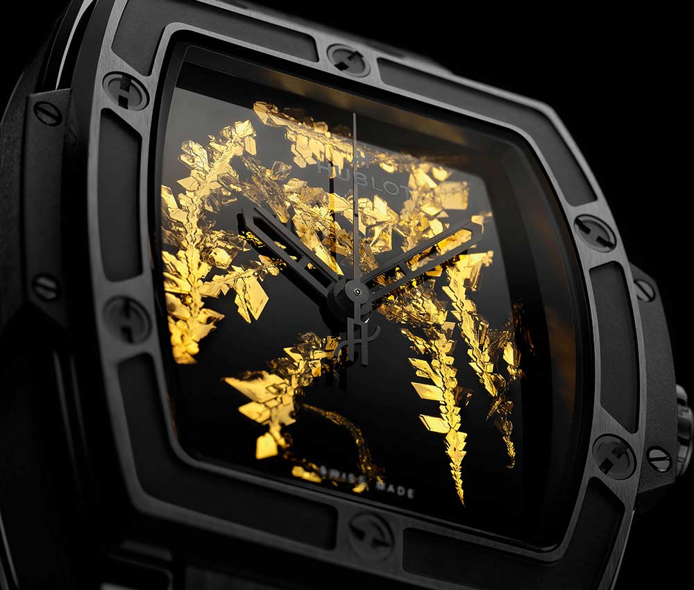 hublot spirit big bang gold crystal closeup