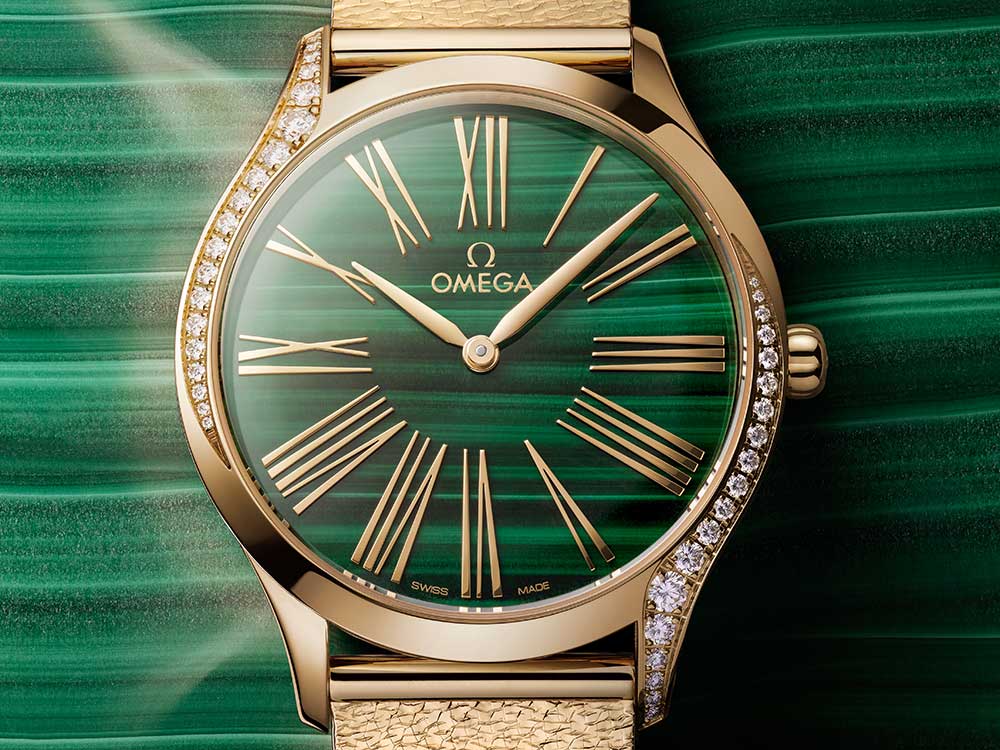 omega de ville tresor malachite 2021 closeup