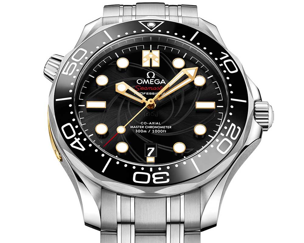 omega seamaster diver 300 james bond closeup