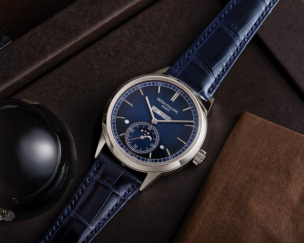 Patek Philippe IN-LINE PERPETUAL CALENDAR 5236P | Watches News