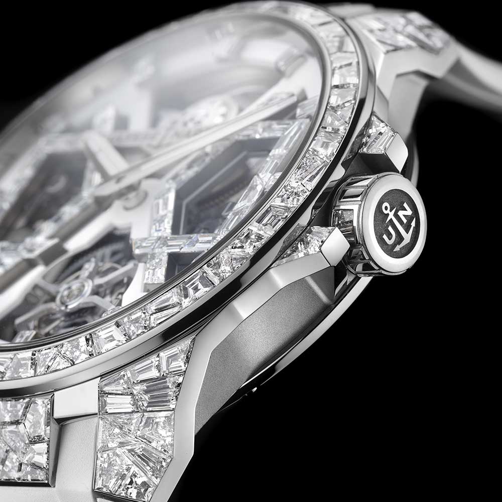 ulysse nardin sparkling blast crown view